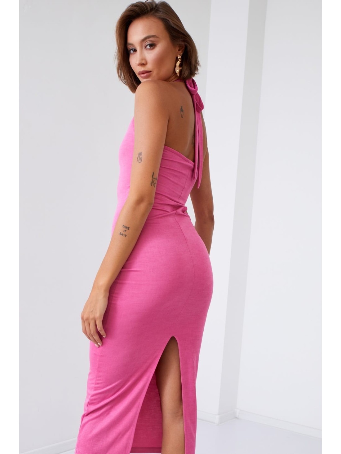 Smooth dress with a cut-out waist, dark pink 110573 - Online store - Boutique